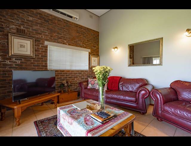 3 BEDROOM SECTIONAL TITLE FOR SALE IN WESTVILLE